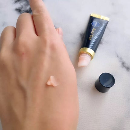 ニベア ロイヤルブルーリップ 濃密美容ケア/ニベア/リップ美容液を使ったクチコミ(3枚目)