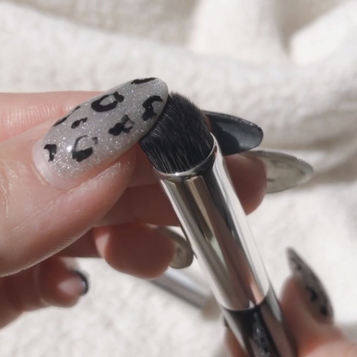 フィンガーブラシ /ブリリアージュ/メイクブラシを使ったクチコミ（3枚目）