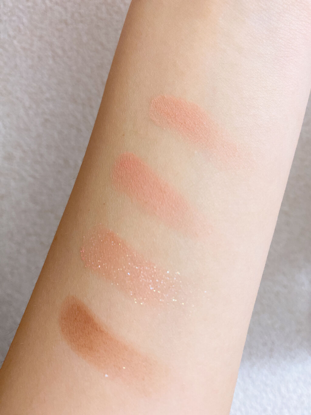 ベターザンアイズ/rom&nd/アイシャドウパレットを使ったクチコミ（3枚目）