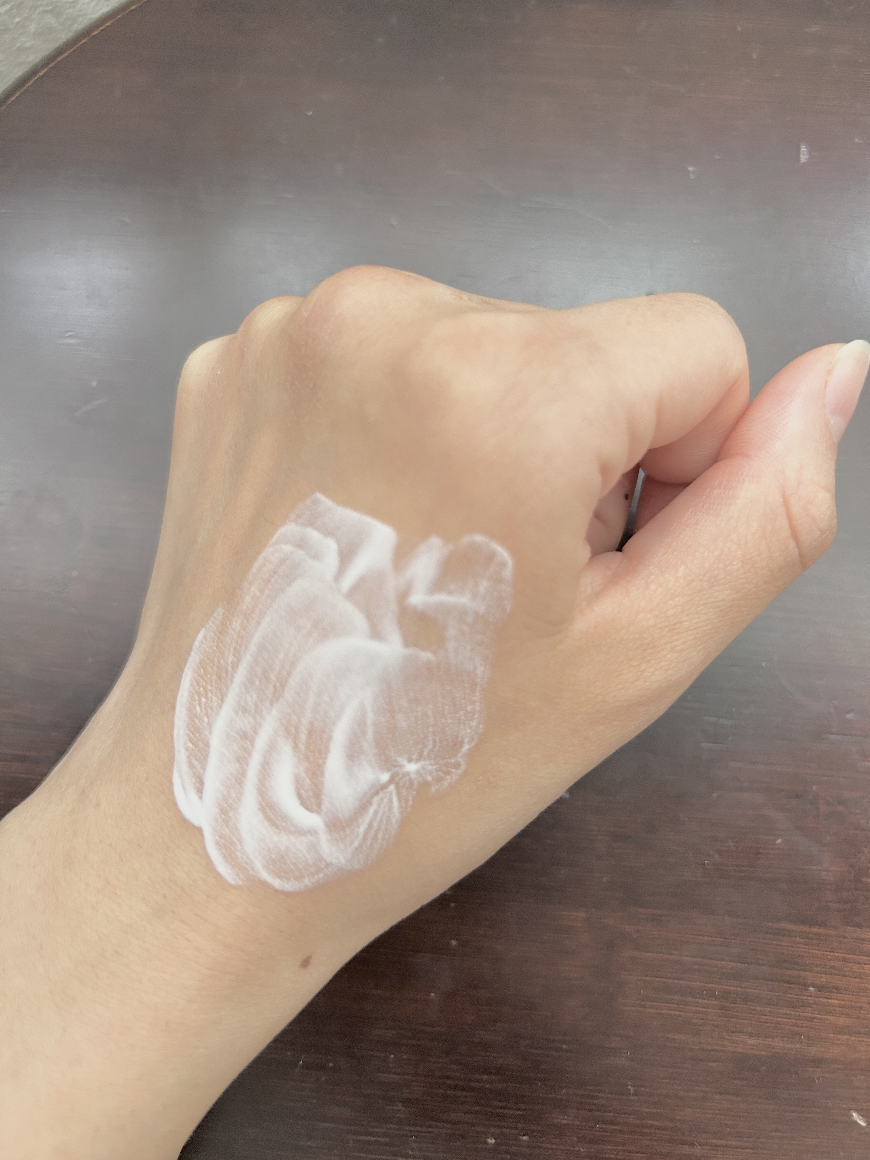 ヒアルーシカ ウォーターフィット サンセラム/SKIN1004/日焼け止めローションを使ったクチコミ（2枚目）