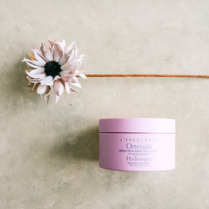 オルテンシア パフュームドボディクリーム/L'ERBOLARIO/ボディクリームを使ったクチコミ(2枚目)