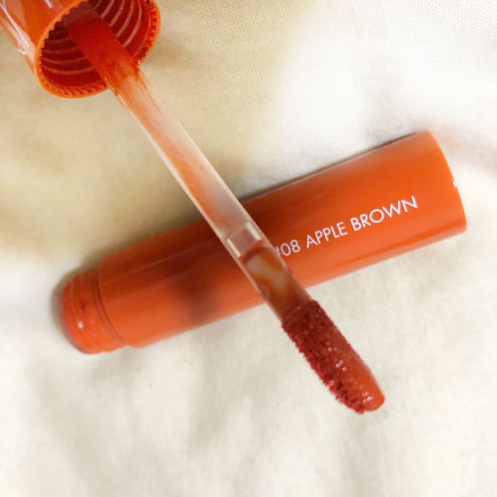 ジューシーラスティングティント/rom&nd/リップティントを使ったクチコミ（2枚目）