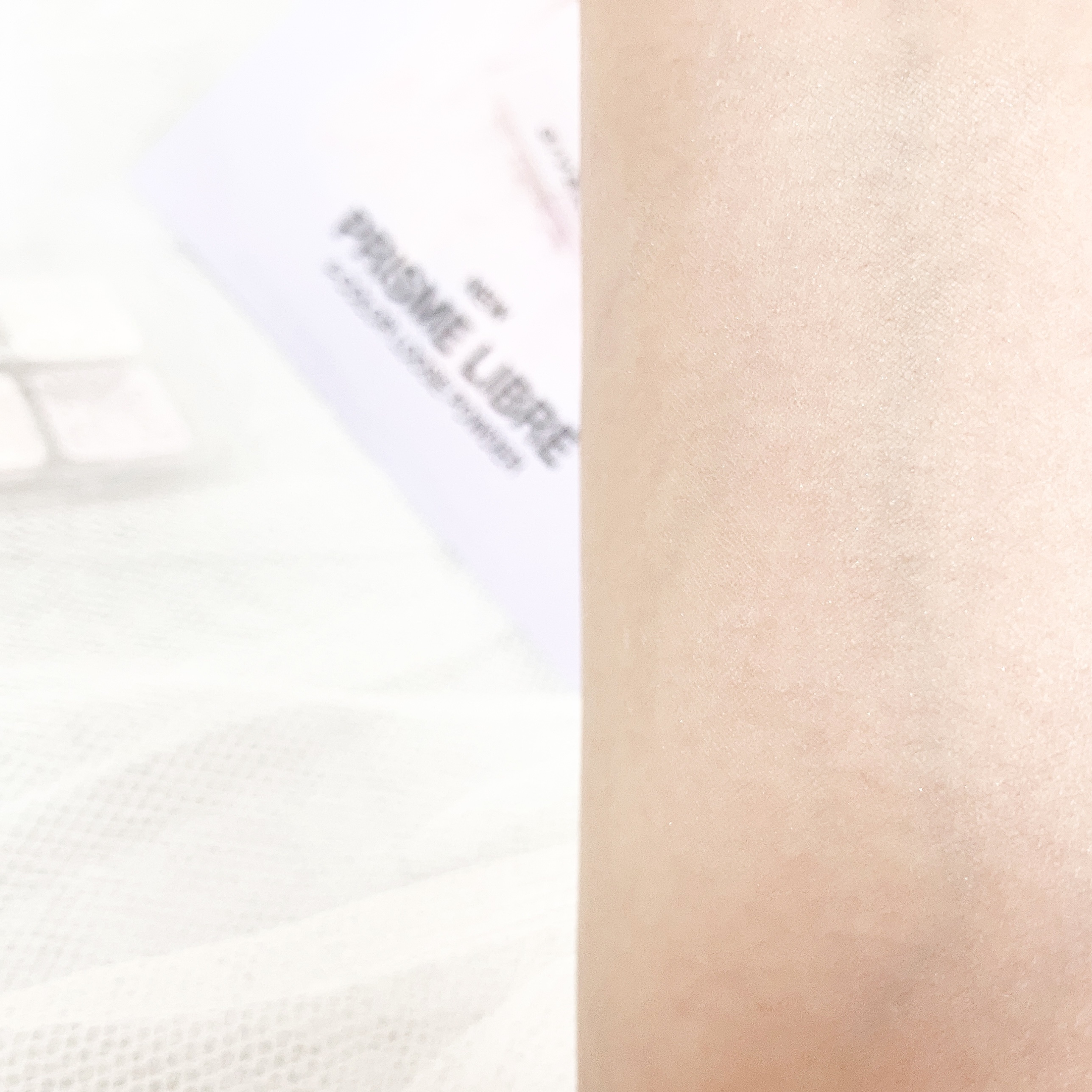 プリズム・リーブル/GIVENCHY/ルースパウダーを使ったクチコミ（3枚目）