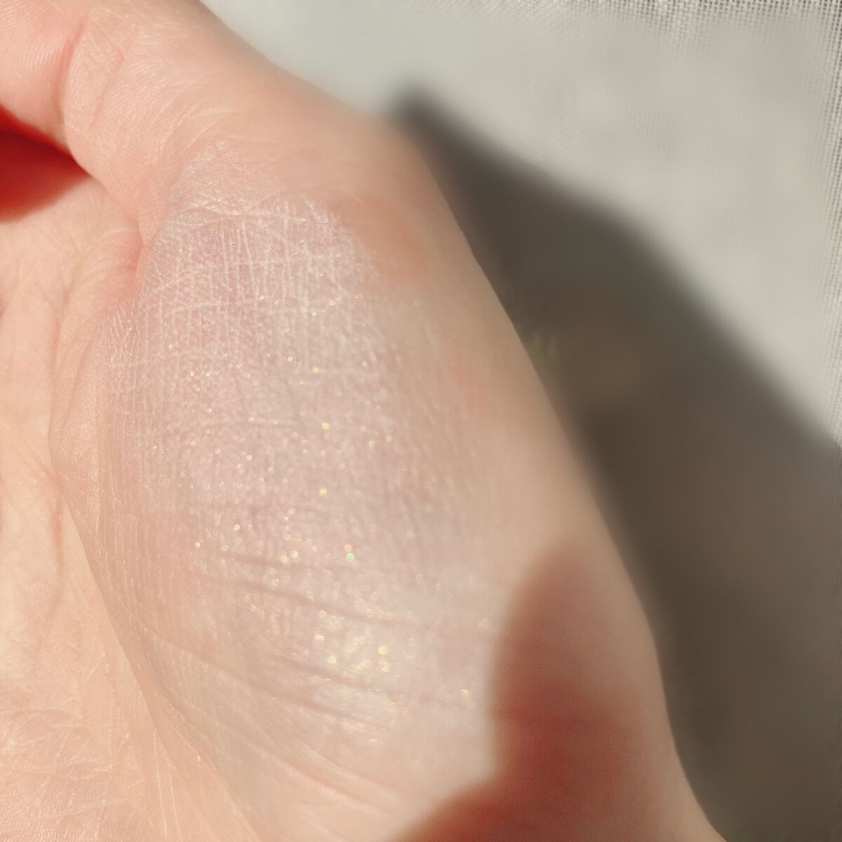 フィニッシングパウダー グロー/チャコット・コスメティクス/ルースパウダーを使ったクチコミ(4枚目)