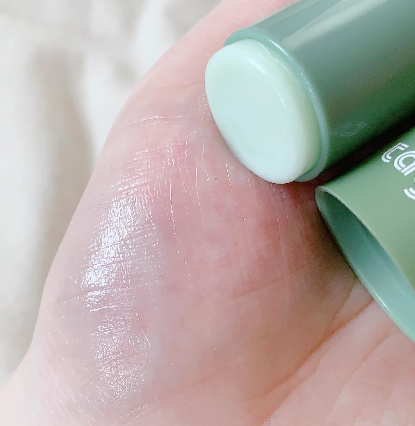 シカスージングスティック/TAGA/フェイスバームを使ったクチコミ(3枚目)