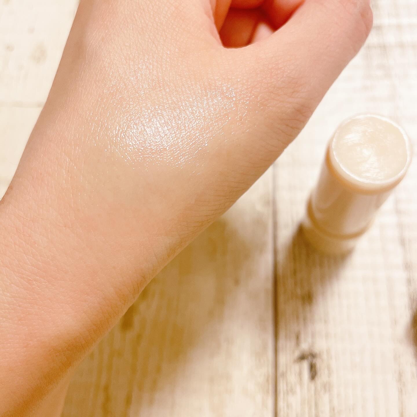 コラーゲンモイスチャーSUNマルチバーム/DERMASHARE/日焼け止めスティックを使ったクチコミ（3枚目）