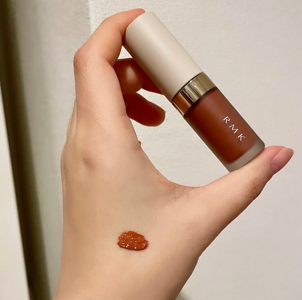 mayu on LIPS 「【使った商品】RMKリクイドグロウリップカラー01メープルサイ..」(1枚目)