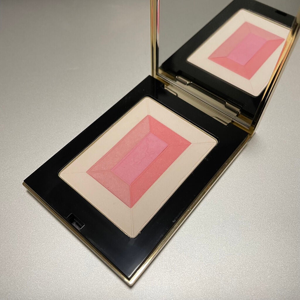 フェイスパレット シマー ラッシュ/YVES SAINT LAURENT BEAUTE/プレストパウダーを使ったクチコミ(2枚目)