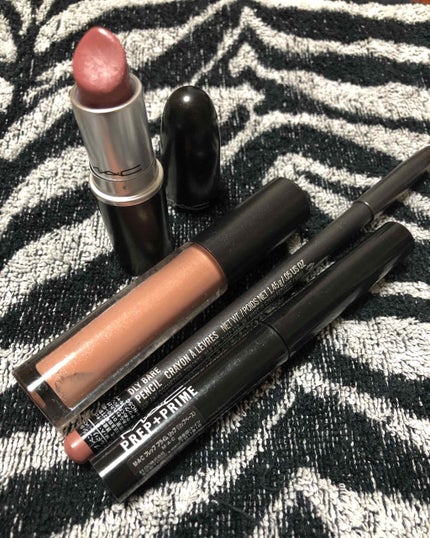 リップスティック コスモ(アンプリファイド)/M・A・C/口紅を使ったクチコミ(1枚目)