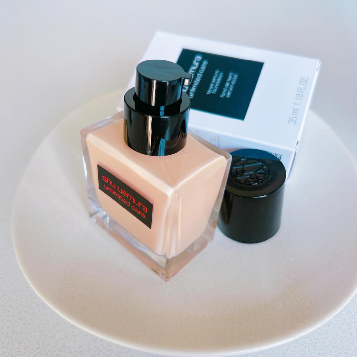 アンリミテッド ケア ツヤ セラム ファンデーション/shu uemura/リキッドファンデーションを使ったクチコミ（3枚目）