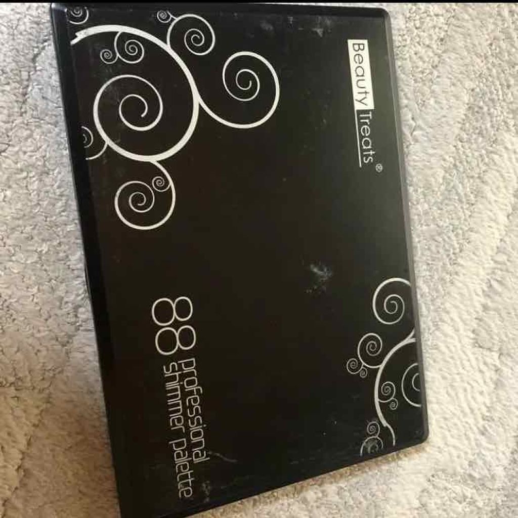 Beautytreats 88色メイクパレット/Beauty Treats/アイシャドウパレットを使ったクチコミ（3枚目）