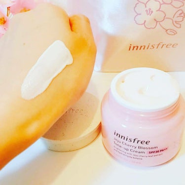 チェリーブロッサム トーンアップ クリーム UV/innisfree/フェイスクリームを使ったクチコミ（3枚目）