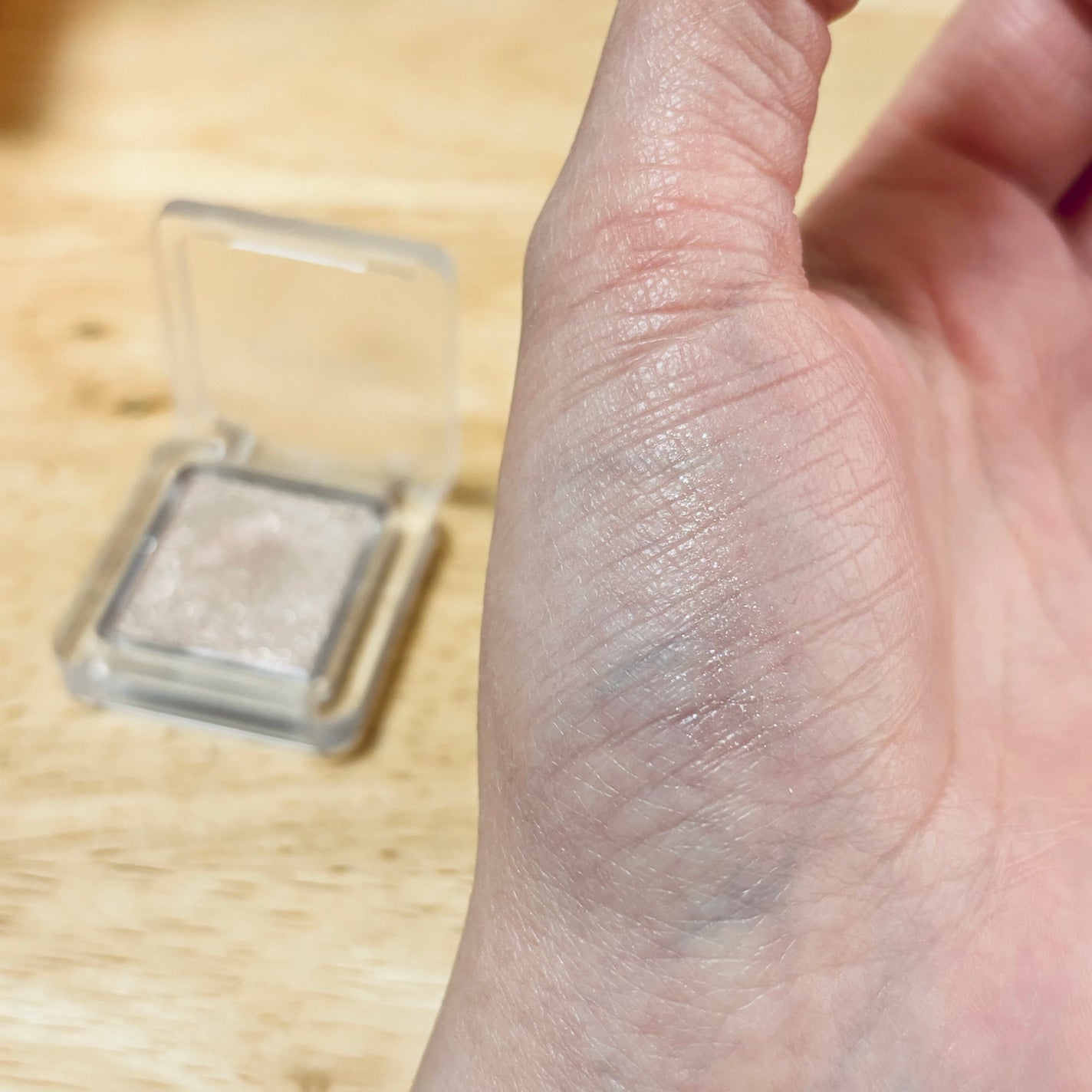 シングル カラー アイシャドウ/ちふれ/単色アイシャドウを使ったクチコミ(3枚目)