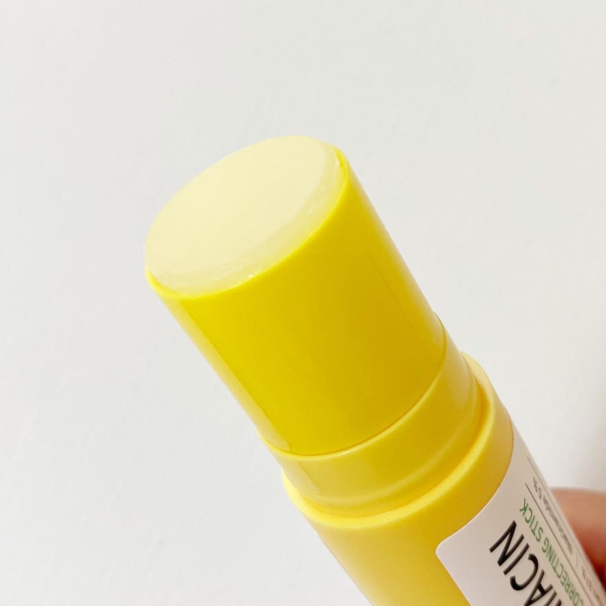 ゆずナイアシンダークスポットコレックティングスティック/SOME BY MI/美容液を使ったクチコミ（3枚目）