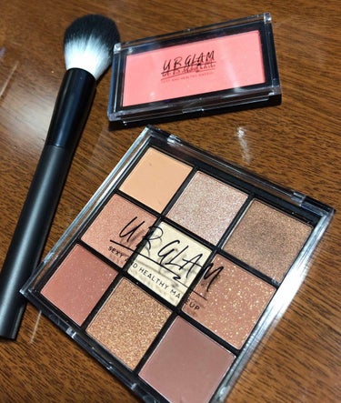 UR GLAM　BLOOMING EYE COLOR PALETTE/U R GLAM/パウダーアイシャドウを使ったクチコミ（1枚目）