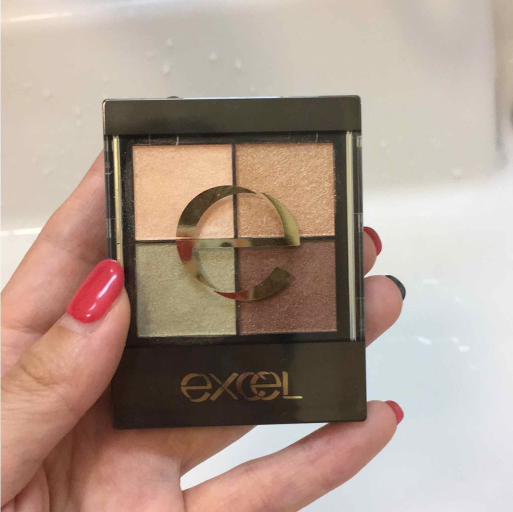 リアルクローズシャドウ/excel/アイシャドウパレットを使ったクチコミ（1枚目）