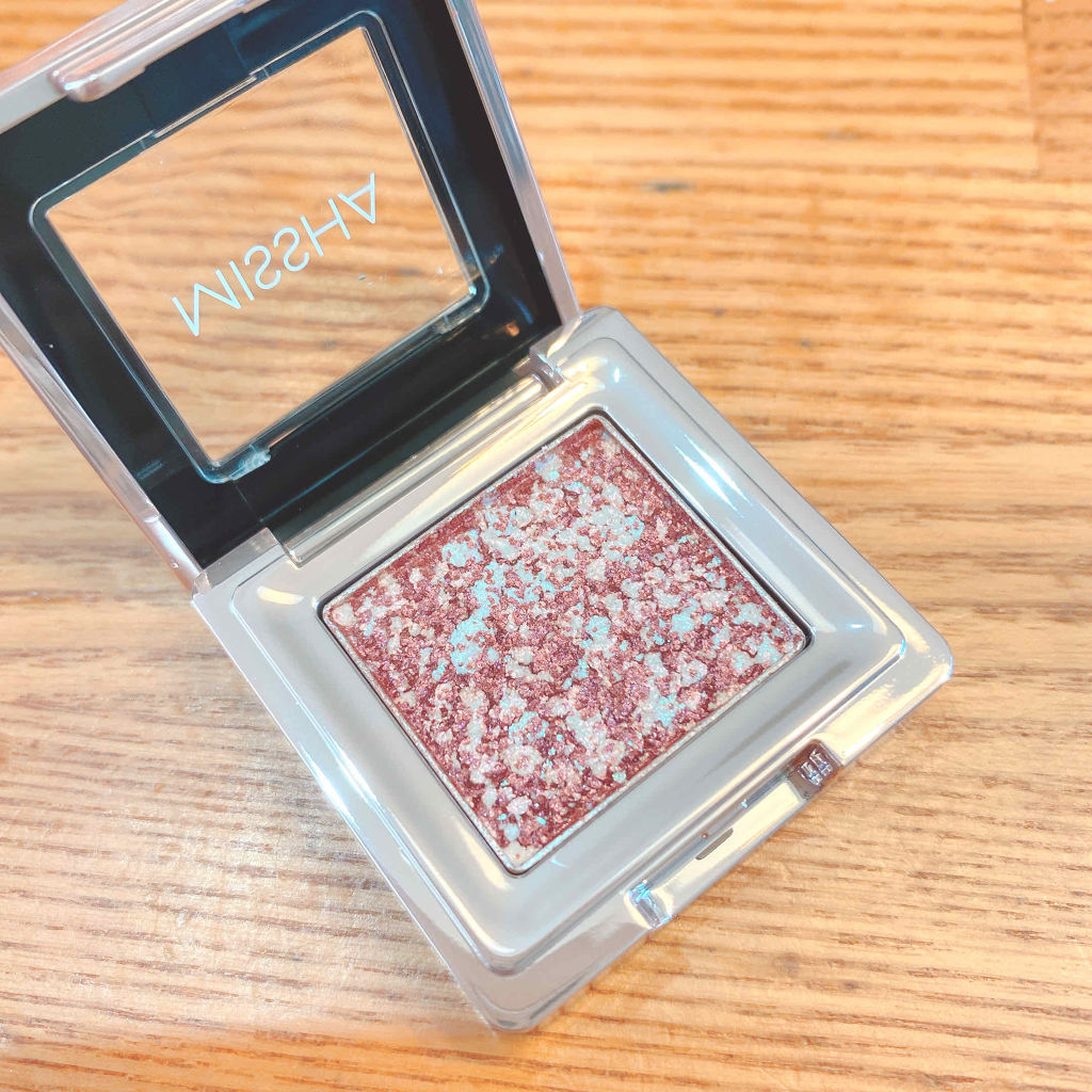 グリッタープリズム シャドウ/MISSHA/グリッターを使ったクチコミ（2枚目）