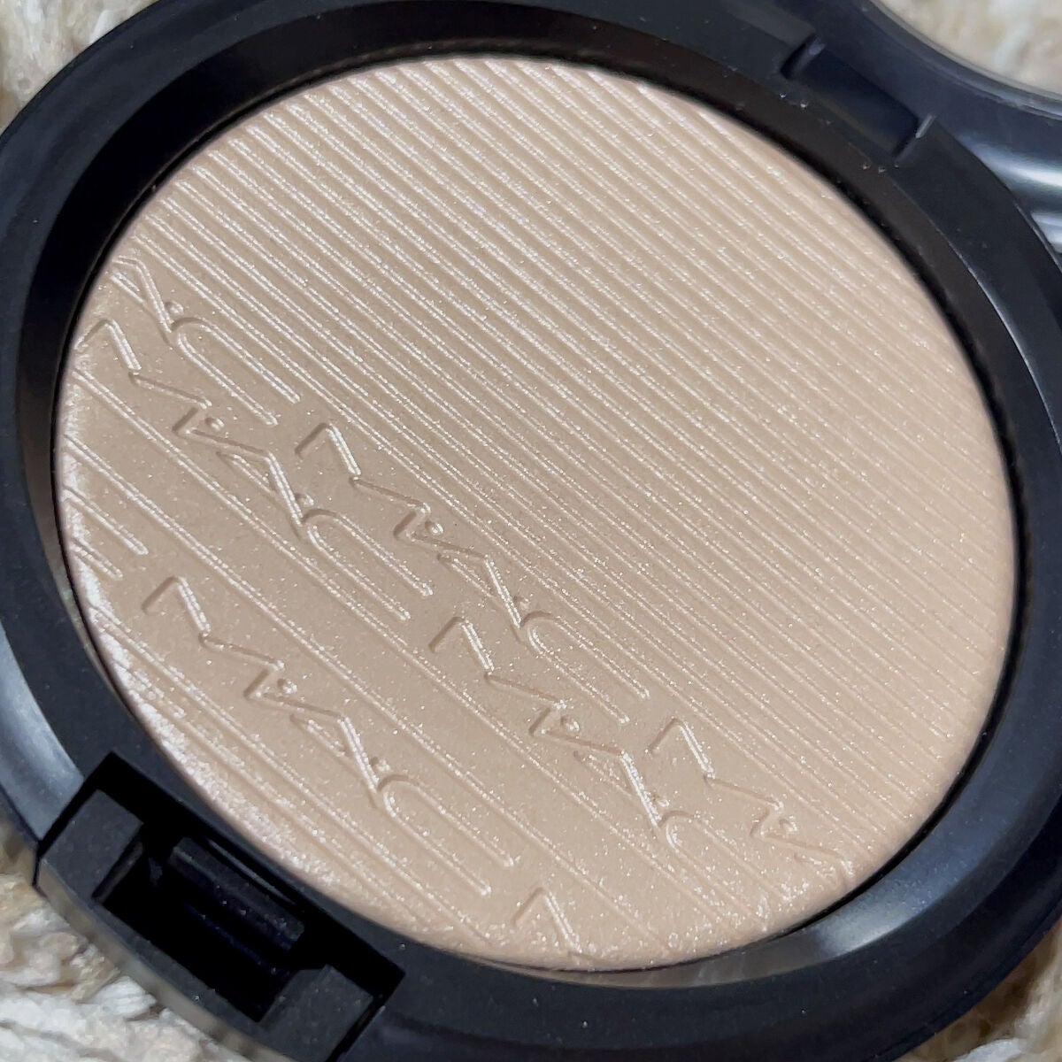 エクストラ ディメンション スキンフィニッシュ/M・A・C/プレストパウダーを使ったクチコミ(1枚目)