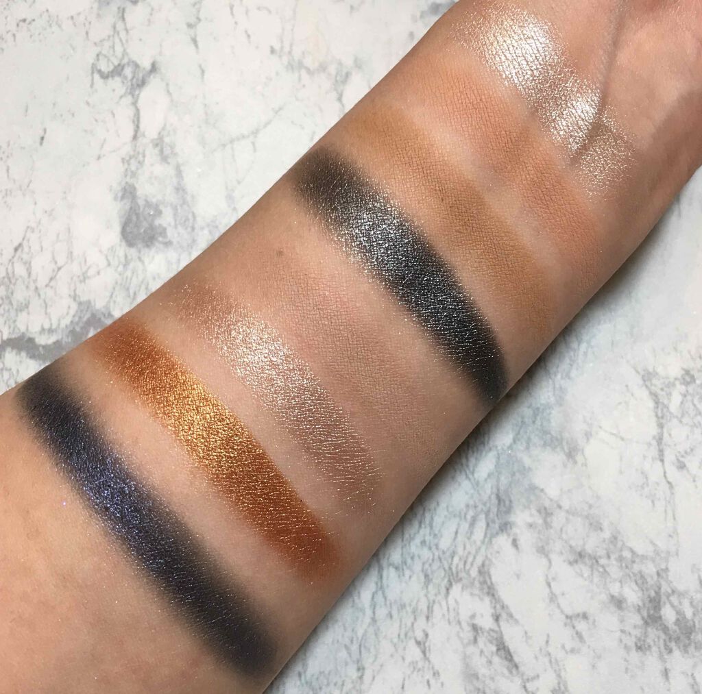 Love In London 16 Color Eyeshadow Palette/bh cosmetics/アイシャドウパレットを使ったクチコミ（3枚目）