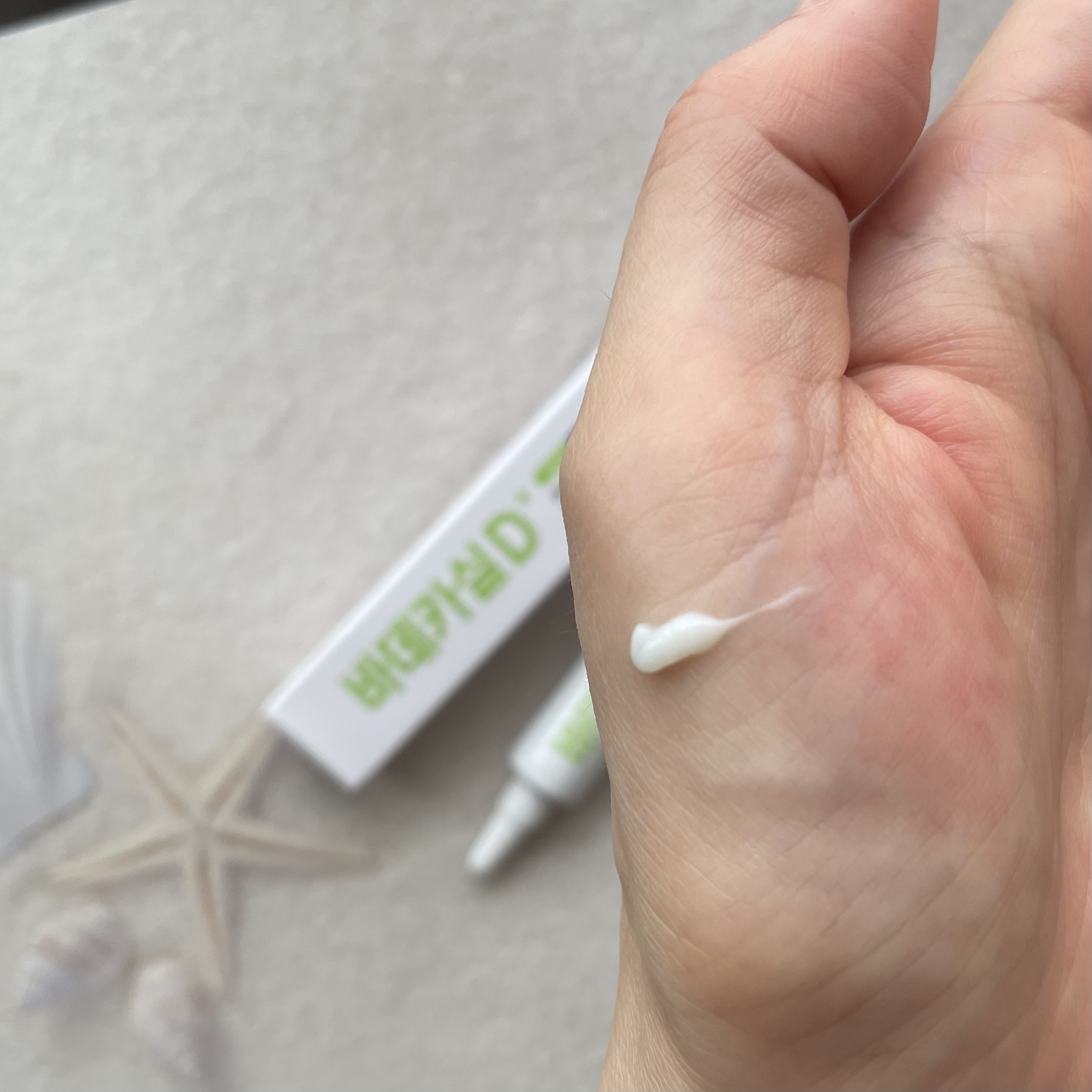 バデカシルプラスP/23years old/フェイスクリームを使ったクチコミ（3枚目）