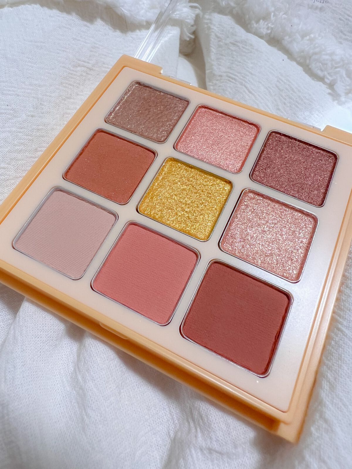 マテリアルカラーパレット/leur charme/アイシャドウパレットを使ったクチコミ(4枚目)