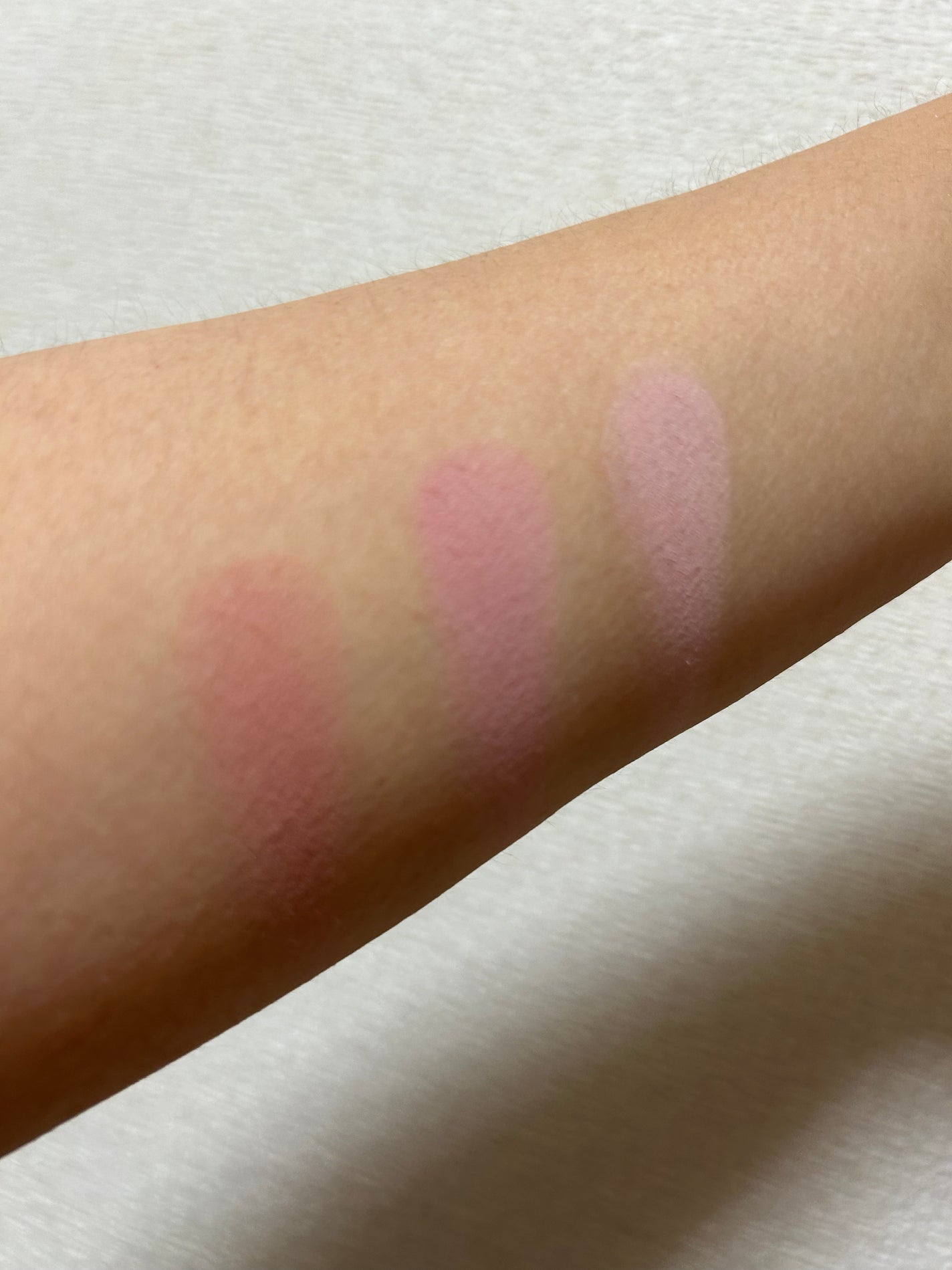 にちこ on LIPS 「ティメジ3色チークパレット購入チークって無くても良いっていう場..」(2枚目)