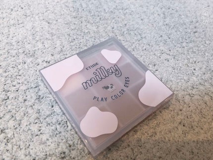 プレイカラーアイズ ≪ミルキーコレクション≫/ETUDE/アイシャドウパレットを使ったクチコミ(3枚目)