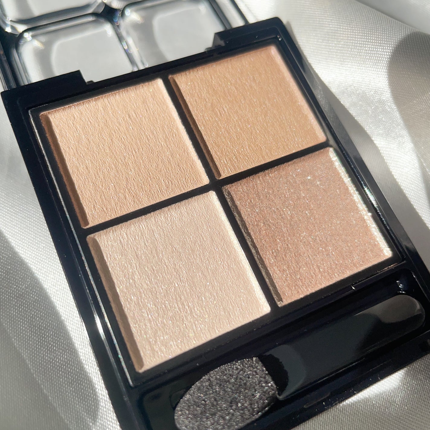 ケイト ポッピングシルエットシャドウ/KATE/アイシャドウパレットを使ったクチコミ(7枚目)