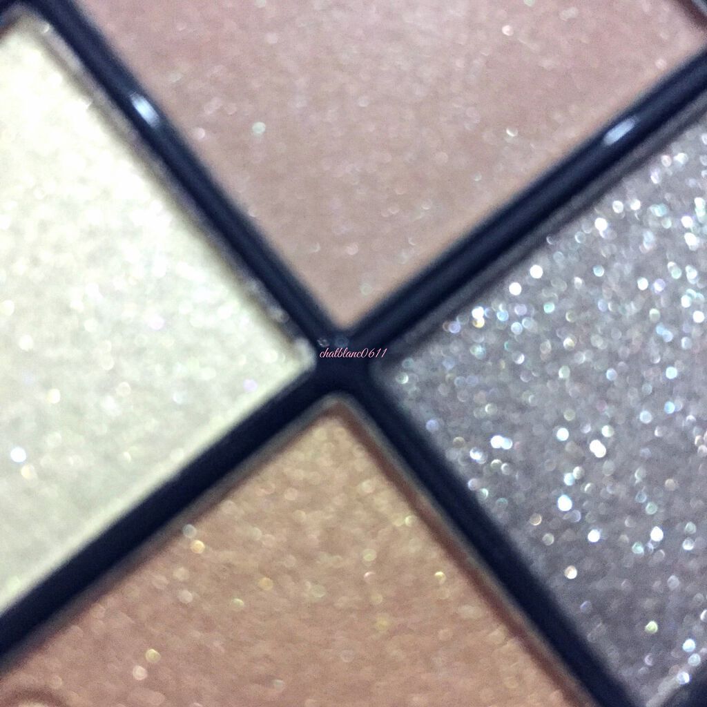 トーン タッチ アイズ 109 陽雫 -YOUSHIZUKU＜限定色＞/SUQQU/単色アイシャドウを使ったクチコミ（3枚目）