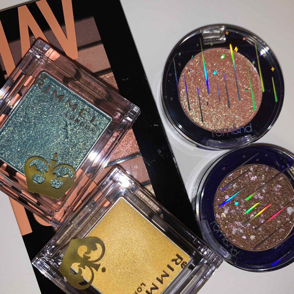 カラーステイ ルックス ブック パレット/REVLON/アイシャドウパレットを使ったクチコミ（1枚目）