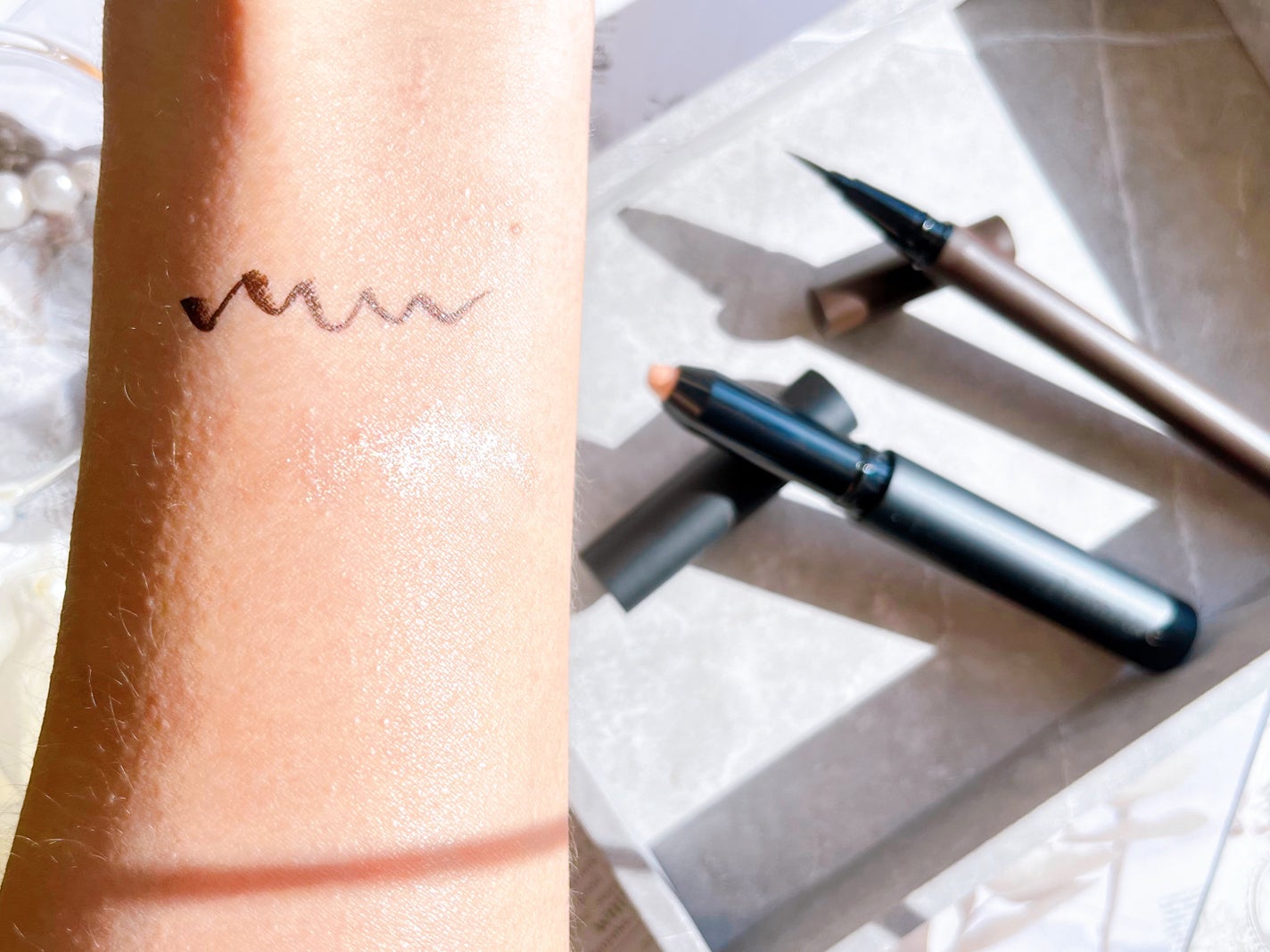 エーメイク グリッタースティック/A/mAke/グリッターを使ったクチコミ(3枚目)