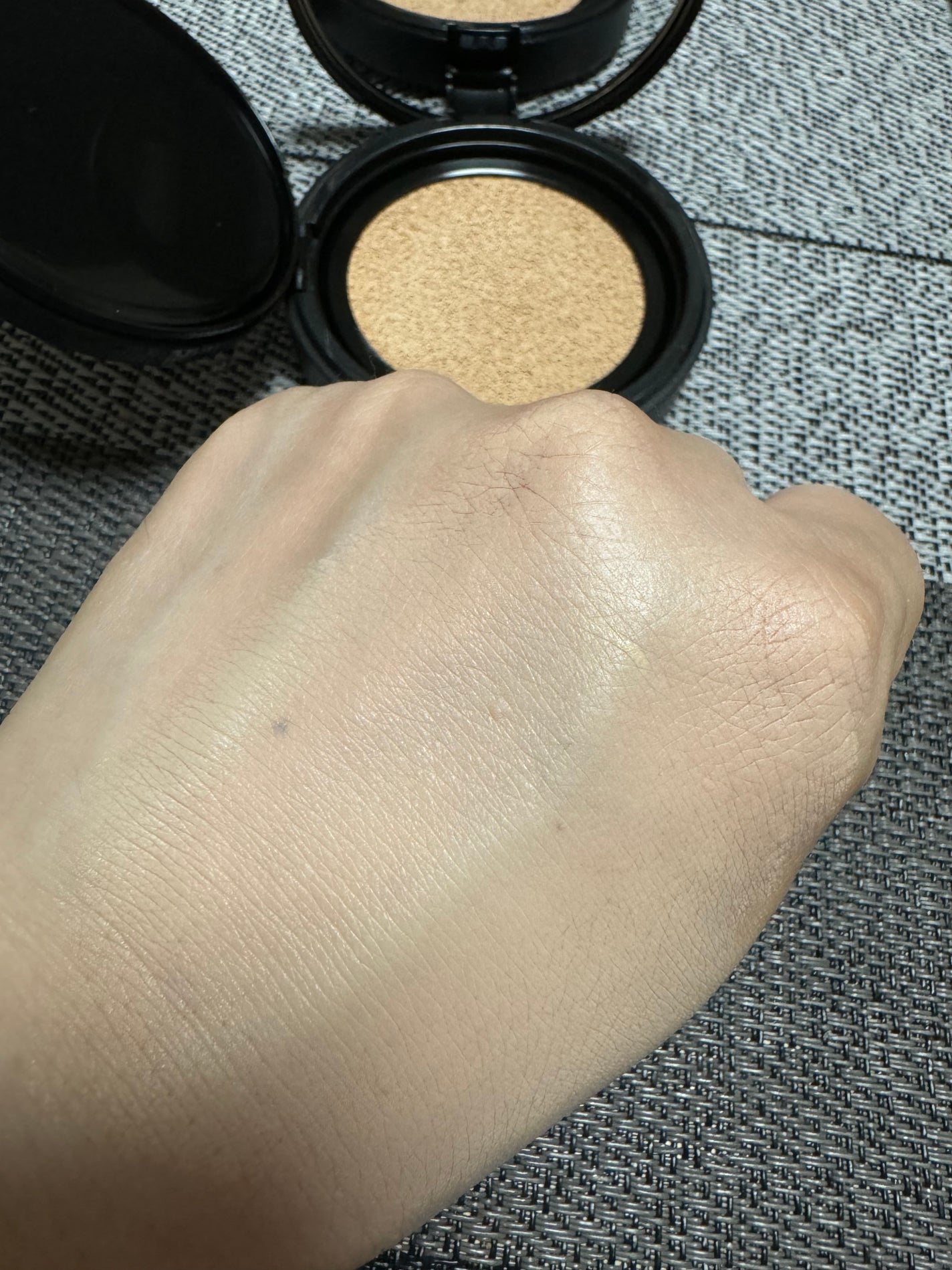 ベルベットジュエルクッション/BIVABOO/クッションファンデーションを使ったクチコミ(5枚目)