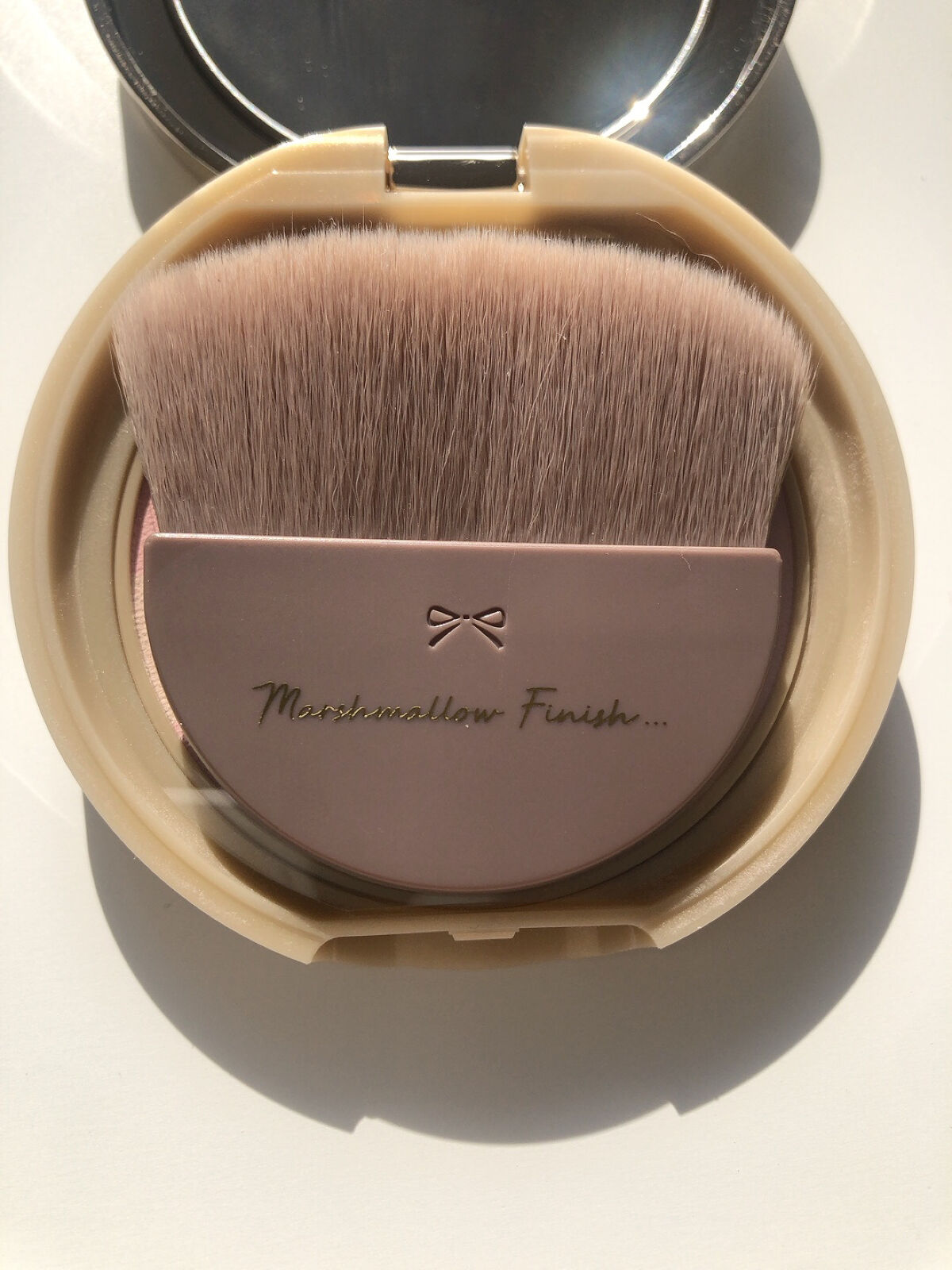 マシュマロフィニッシュパウダー　～Abloom～/キャンメイク/プレストパウダーを使ったクチコミ（3枚目）