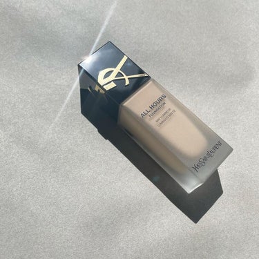 オールアワーズ リキッド/YVES SAINT LAURENT BEAUTE/リキッドファンデーションを使ったクチコミ（1枚目）