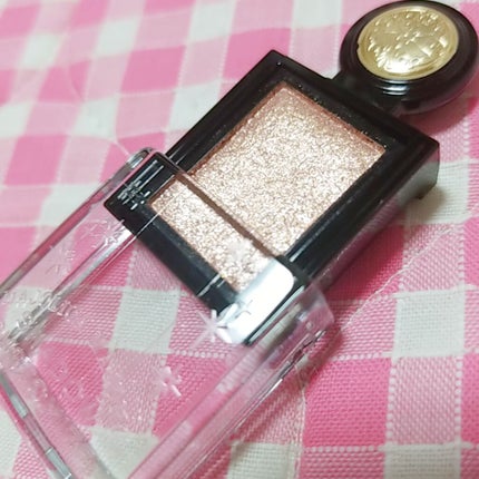 シャドーカスタマイズ/MAJOLICA MAJORCA/単色アイシャドウを使ったクチコミ(2枚目)