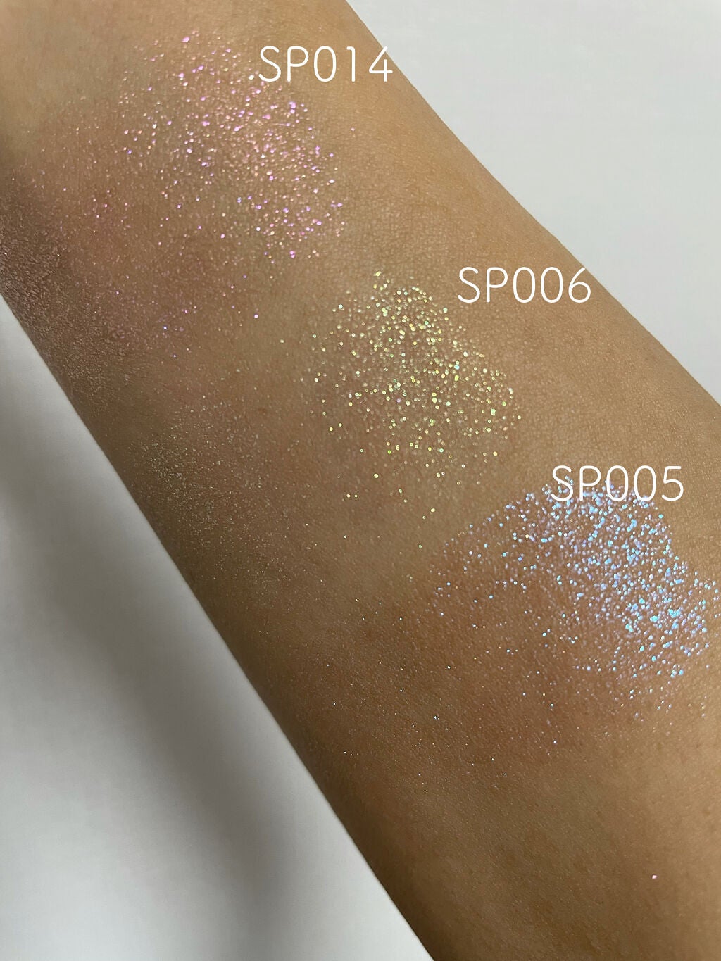 アディクション ザ アイシャドウ スパークル/ADDICTION/単色アイシャドウを使ったクチコミ(5枚目)