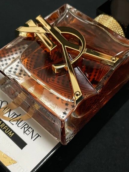 YVES SAINT LAURENT BEAUTE リブレ ルパルファム のクチコミ「モンパリと並んですっかりイヴサンローランのアイコンフレグランスとなったリブレシリーズ。一度流行.....」(1枚目)