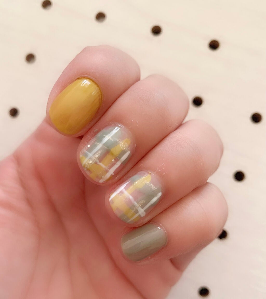 カラフルネイルズ/キャンメイク/マニキュアを使ったクチコミ(3枚目)