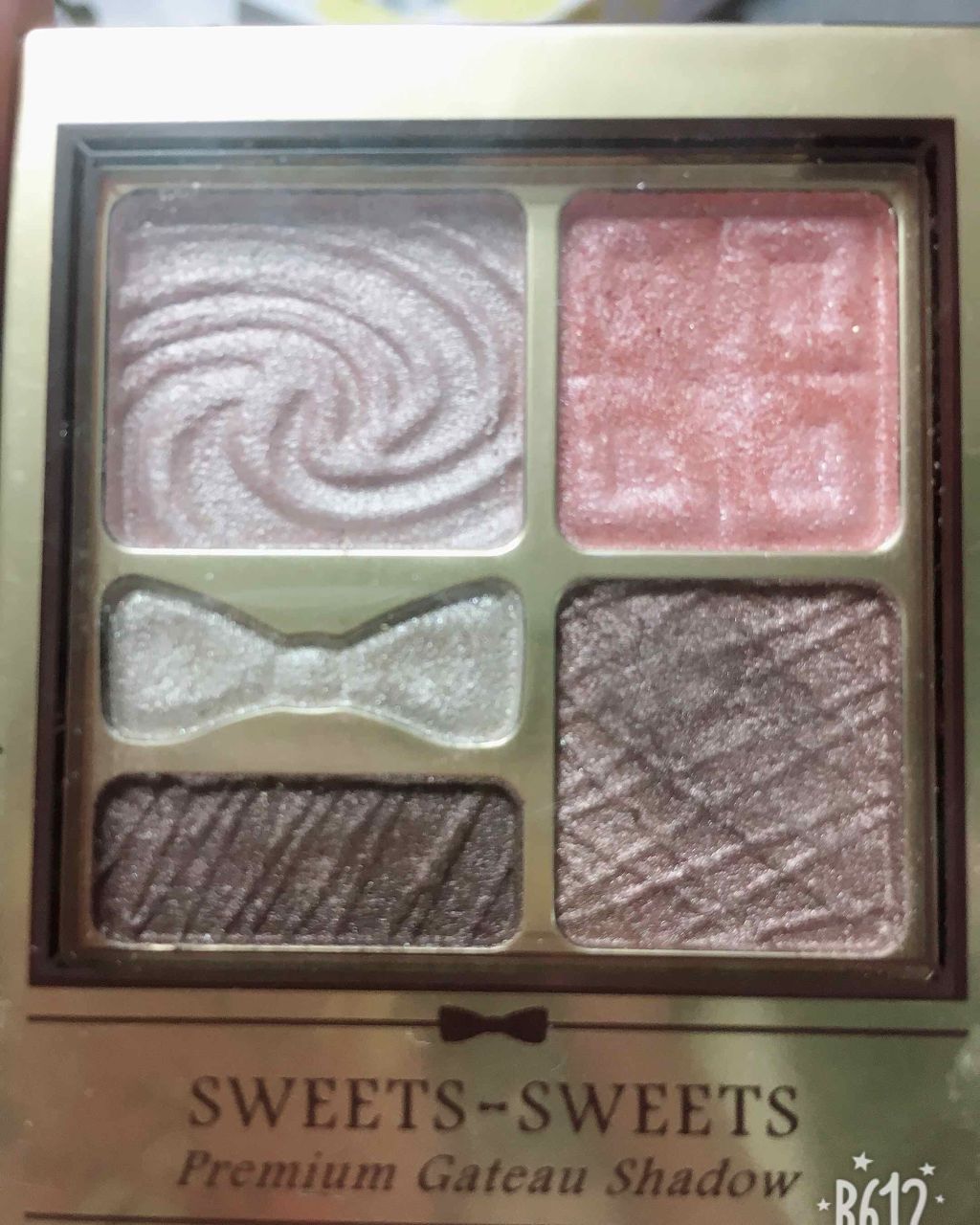 プレミアムガトーシャドウ/スウィーツ スウィーツ/アイシャドウパレットを使ったクチコミ（1枚目）
