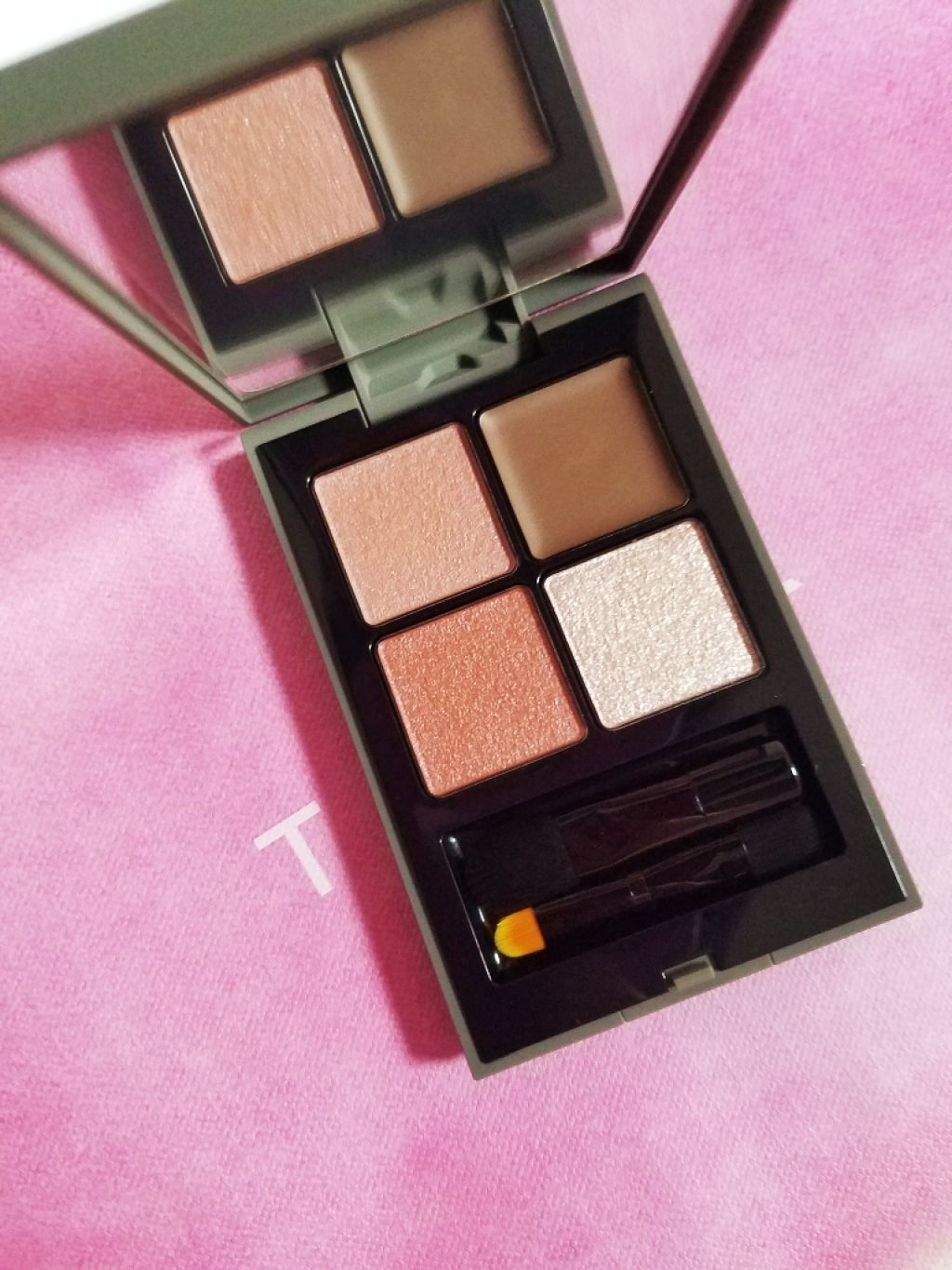 シーズンコレクションキット 2019/THREE/メイクアップキットを使ったクチコミ(2枚目)