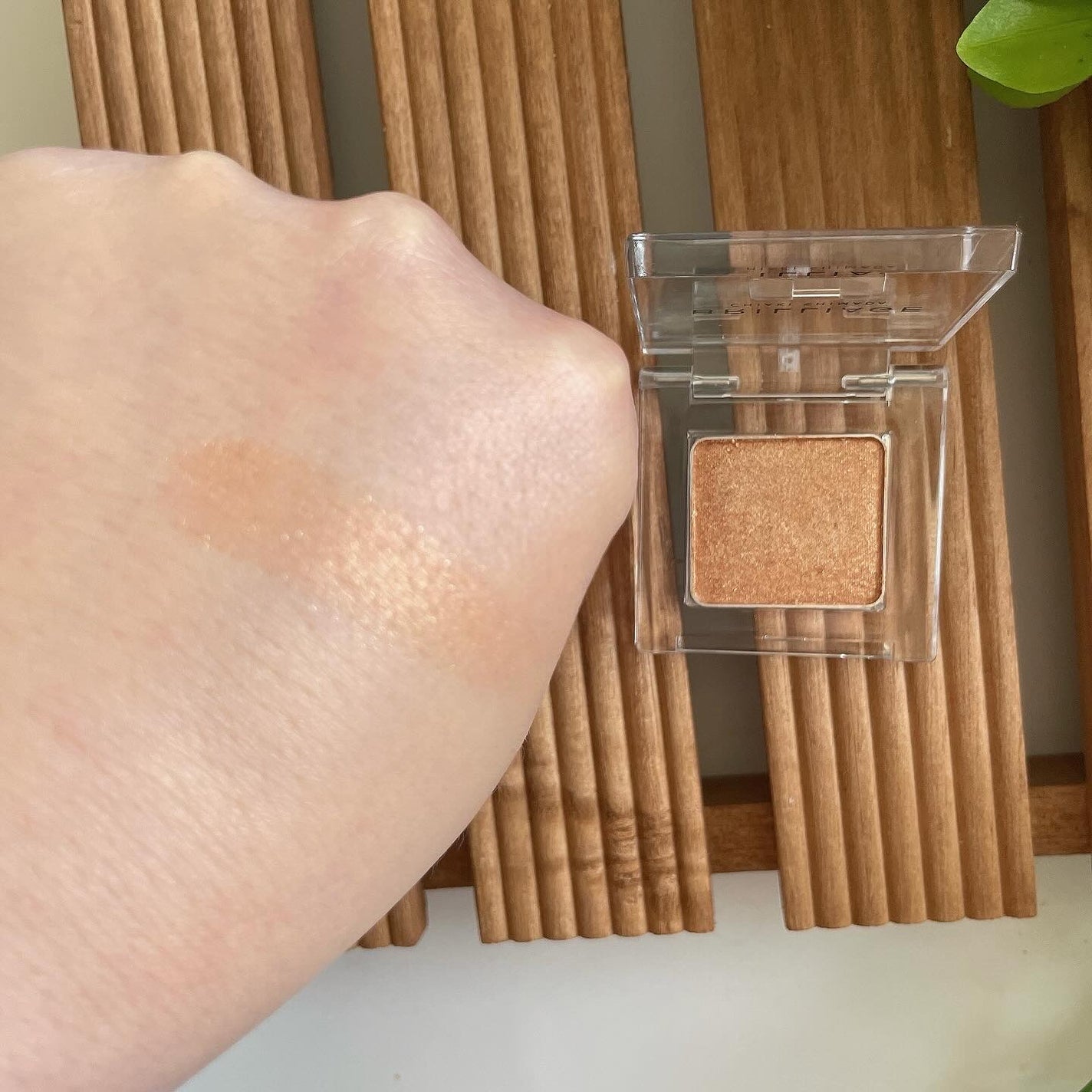 ワンダークリエイション /ブリリアージュ/単色アイシャドウを使ったクチコミ(4枚目)