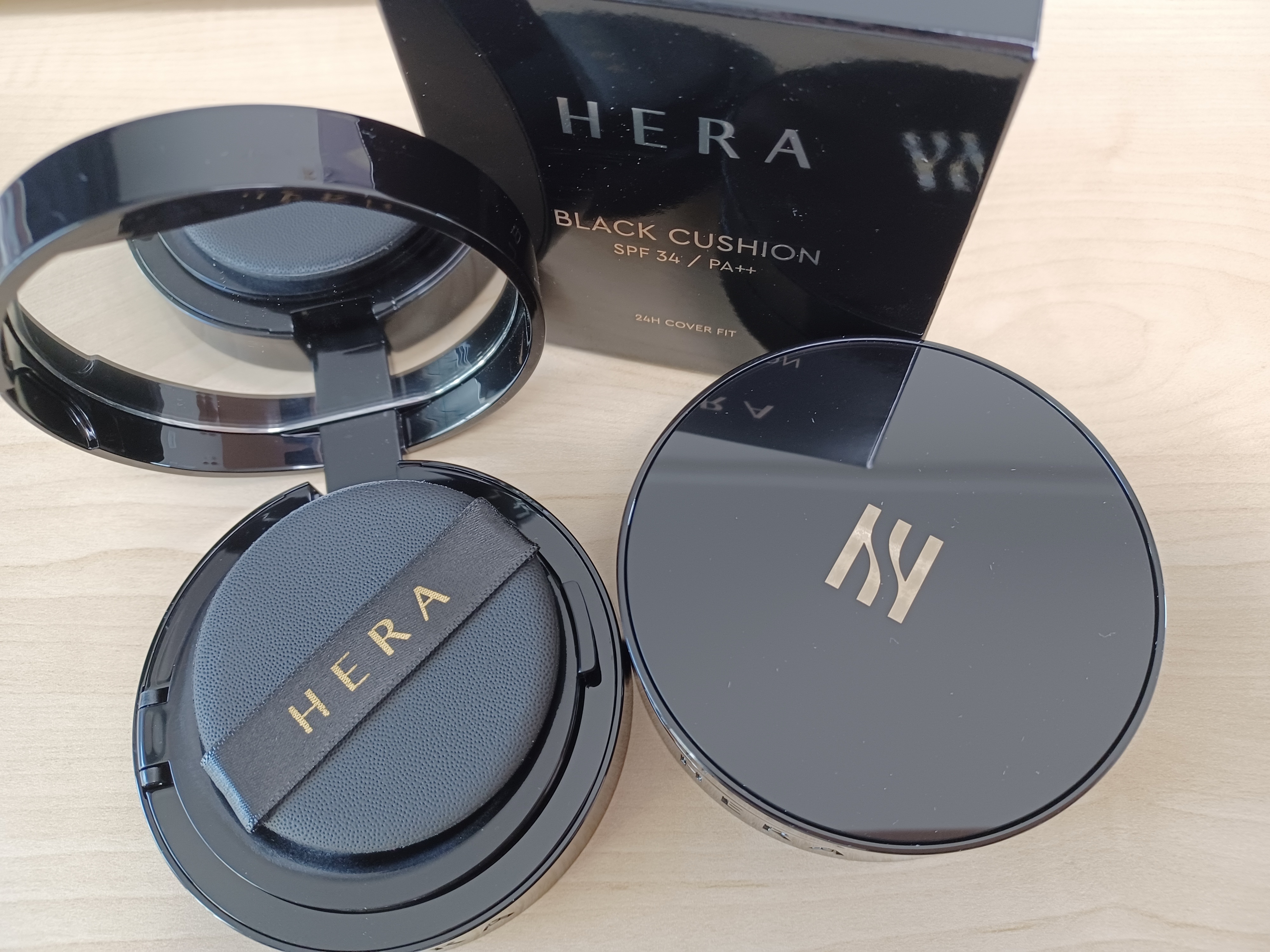 ブラック クッション/HERA/クッションファンデーションを使ったクチコミ（2枚目）