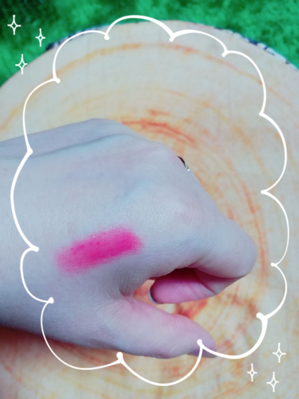 セリア CHEER me COLOR  リップグロスのクチコミ「　　　　Seria♥️レッドリップ💄💋✨マットなタイプ♥️

⚠️2枚目に唇の写真あります。
.....」（3枚目）