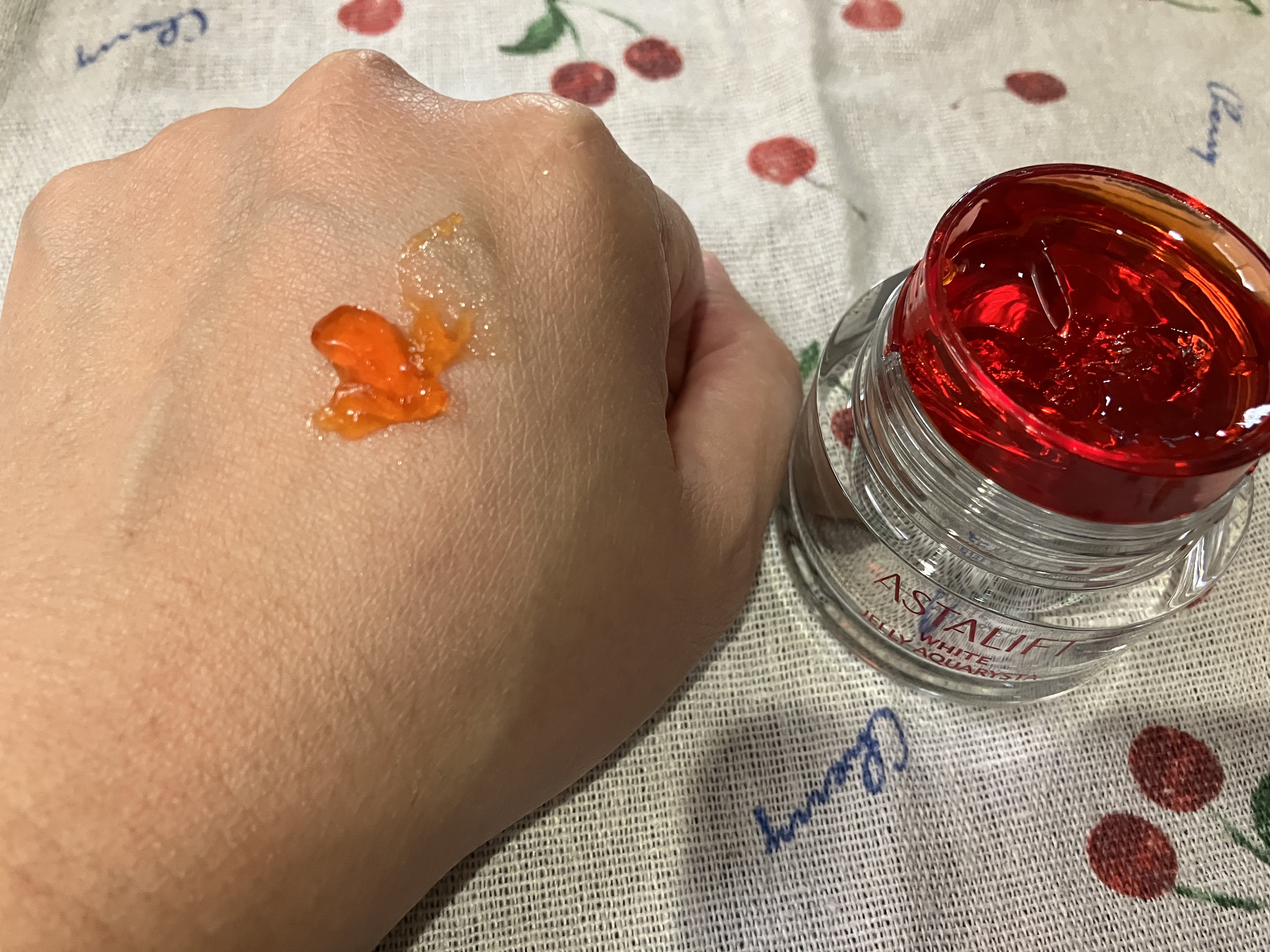 アスタリフト ホワイト ジェリー アクアリスタ/アスタリフト/美容液を使ったクチコミ（3枚目）