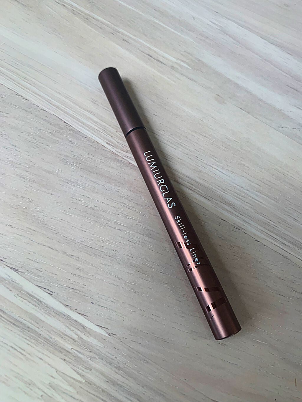 スキルレスライナー/LUMIURGLAS/リキッドアイライナーを使ったクチコミ(4枚目)