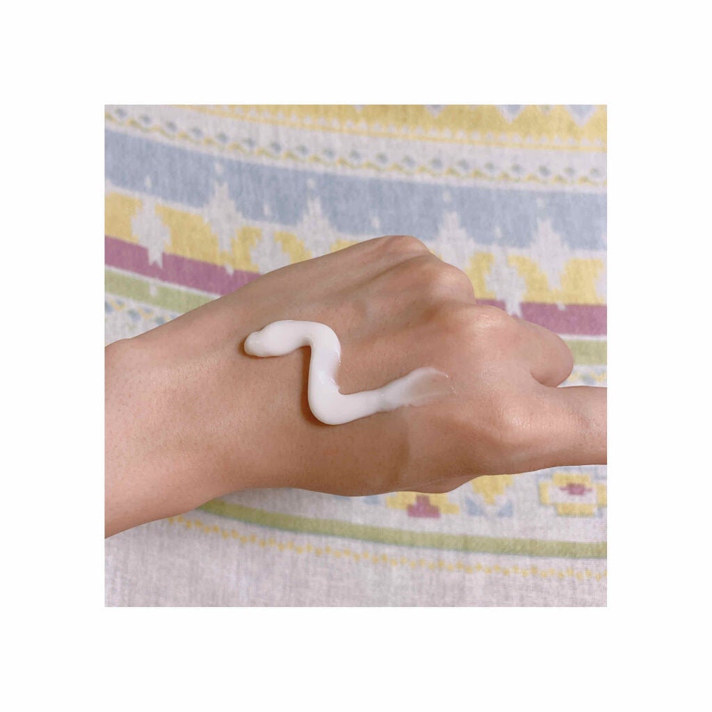 ファイブハーブス リペアリングヘアミルクセラム/L'OCCITANE/ヘアミルクを使ったクチコミ(2枚目)