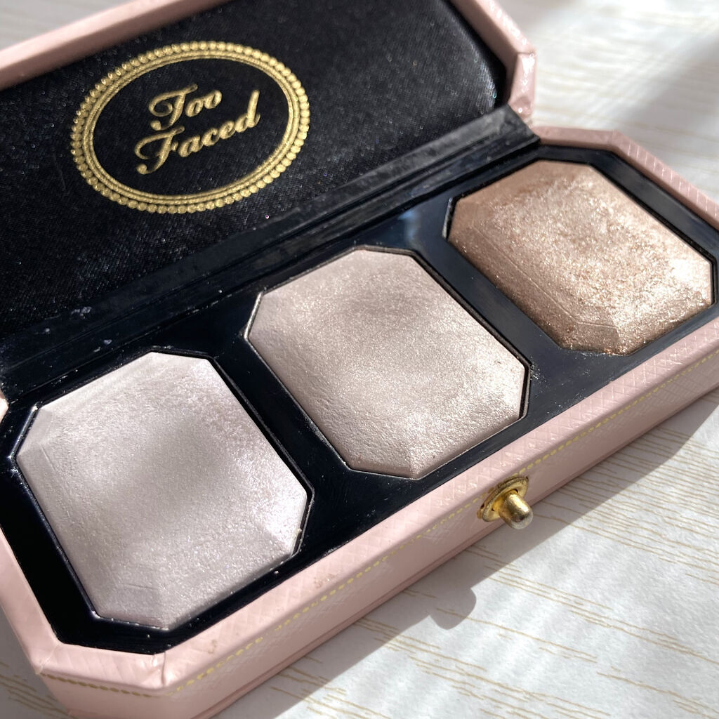 ～ダイヤモンドライト シリーズ～ マルチユース ハイライター トリオ/Too Faced/パウダーハイライトを使ったクチコミ（1枚目）