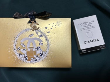 CHANELラ クレーム マン
ラ クレーム マン リッシュ

うっひゃあァァァ(◦ >﹏<｡)~♡
めちゃくちゃいい香り過ぎ‼️

憧れのシャネルのハンドクリームをプレゼントで頂きました🎁🎁🎁

テン