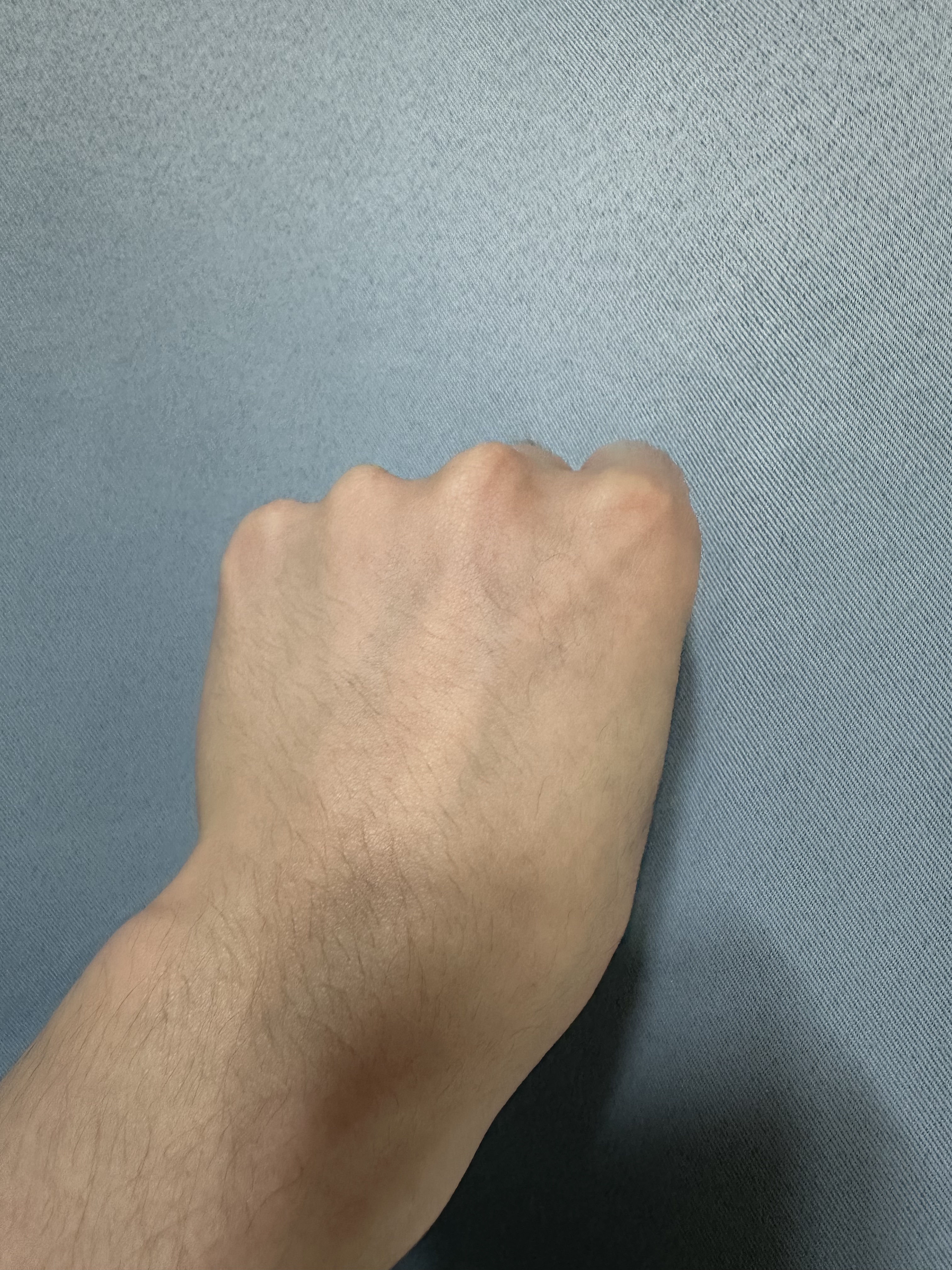 ウォーターホールディングトーンアップサンセラム/KAHI/日焼け止めローションを使ったクチコミ（2枚目）