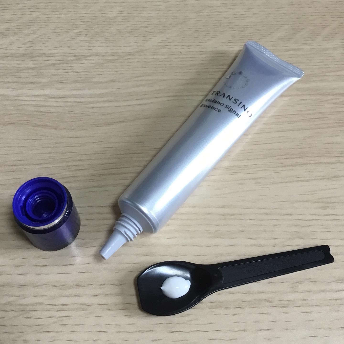 薬用メラノシグナルエッセンス/トランシーノ/美容液を使ったクチコミ（2枚目）